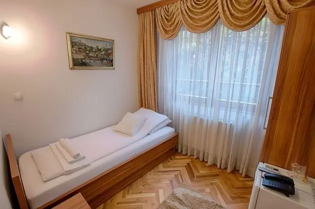 Tek Kişilik Oda