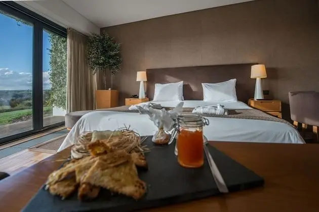 Tek Büyük veya İki Ayrı Yataklı Oda