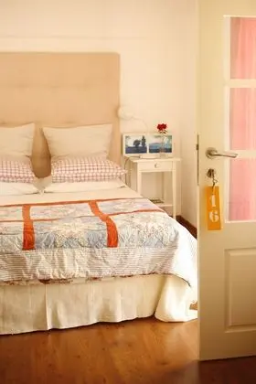 Traditional Tek Büyük Yataklı Oda