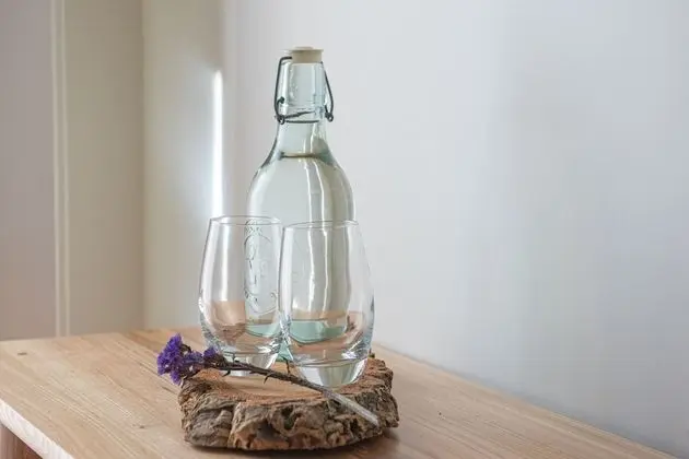 İki Ayrı Yataklı Oda, Havuz Manzaralı