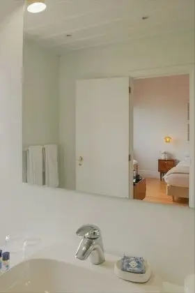 Tek Büyük Yataklı Oda (with Pineapple Experience Package)