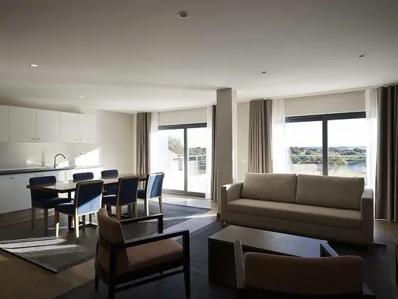 Apart Daire, 2 Yatak Odası, Zemin Kat