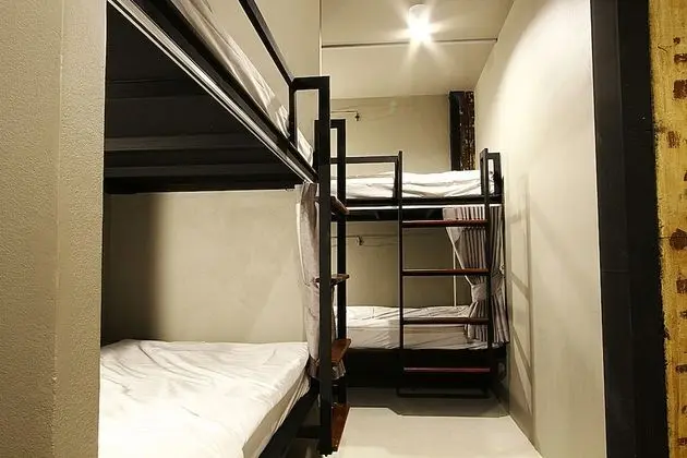 6-Bed Mixed Dorm
