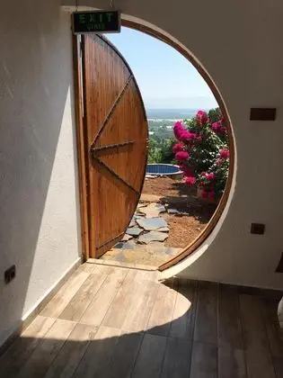 Çift Kişilik, Havuz Manzaralı, Havuzlu