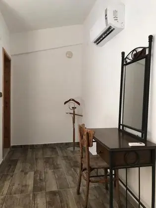 Çift Kişilik, Havuz Manzaralı, Havuzlu