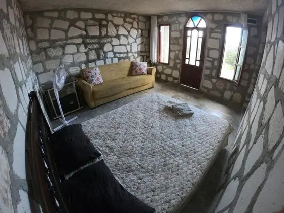 https://images.odamax.com/img/1920x1080/odamax/image/upload/Heredot_s_House_202607100140361_889369474.jpg