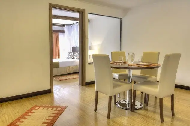 Odada yemek servisi