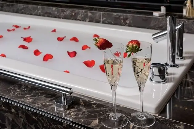 Penthouse Suite, Spa Bath