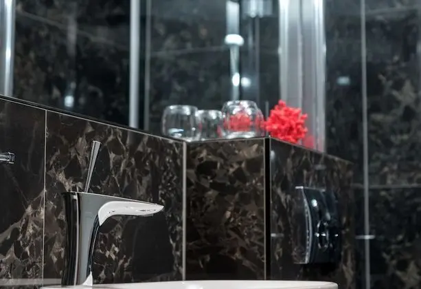 Tek Büyük Yataklı Oda, Balkon