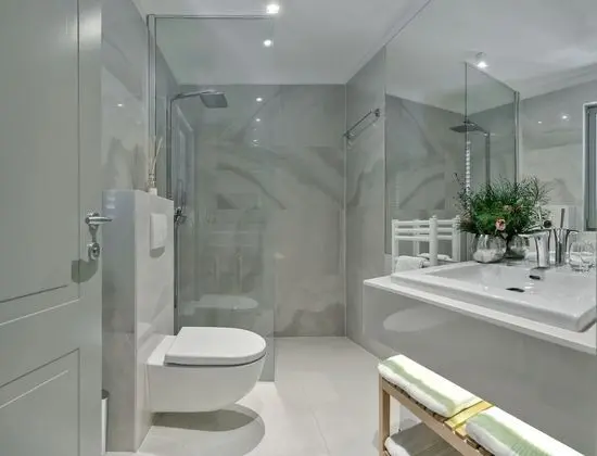 Tek Büyük Yataklı Oda, Balkon