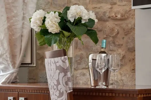 Deluxe Double or Twin Room, 1 King Bed (City view)