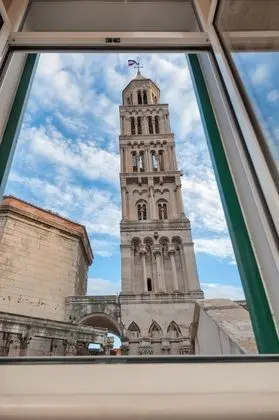 Deluxe Double or Twin Room, City View (Ground floor)