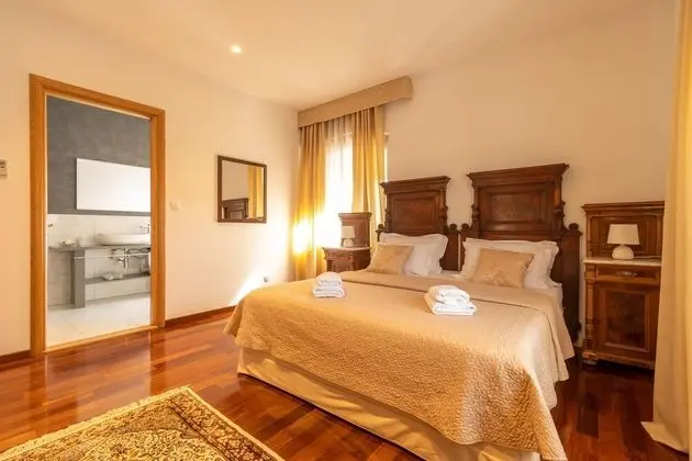 Deluxe Double Room - Seaview & Balcony