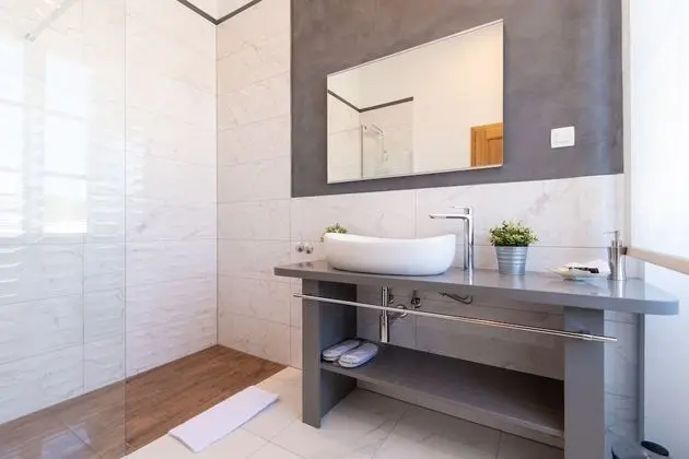 Deluxe Double Room - Seaview & Balcony