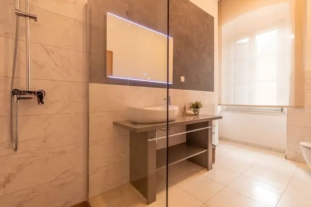 Luxury Suite - Seaview