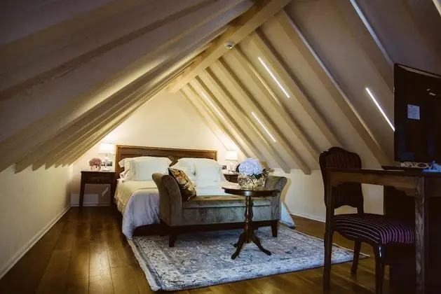 Family Duplex Overlooking Peristil Square, 2 Floors