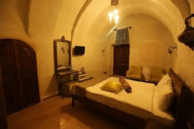Basic Stone Room, Bahçe Manzaralı, Büyük Yataklı