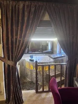 Jakuzili Deluxe Oda, Vadi veya Bahçe Manzaralı, Jakuzili