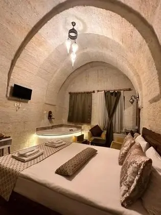 Suite, Vadi Manzaralı, Jakuzili