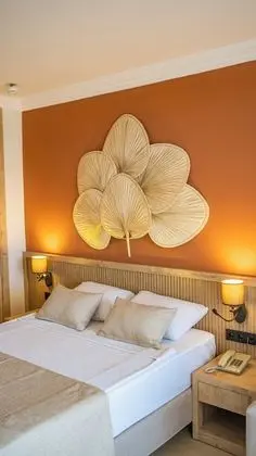 Deluxe Üç Kişilik Oda, Deniz Manzaralı, Plaj Kenarı