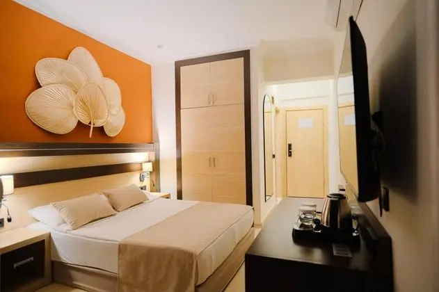 Standart Oda, Deniz Manzaralı, Balkonlu