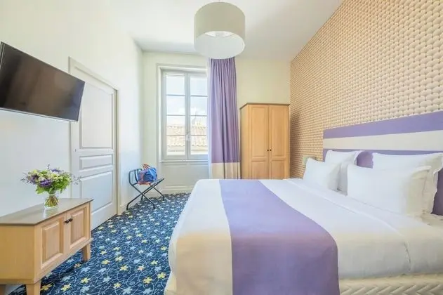 Superior Tek Büyük Yataklı Oda