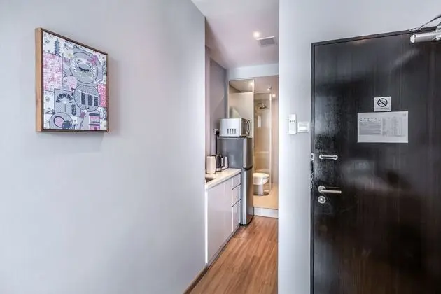 Studio, 1 Queen Bed (Lift access until 4th floor only)