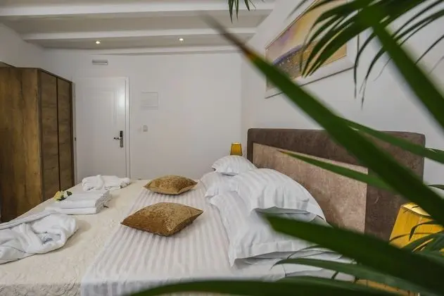 Deluxe Tek Büyük veya İki Ayrı Yataklı Oda, Balkon