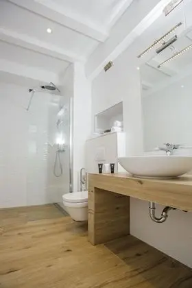Deluxe Tek Büyük veya İki Ayrı Yataklı Oda, Balkon