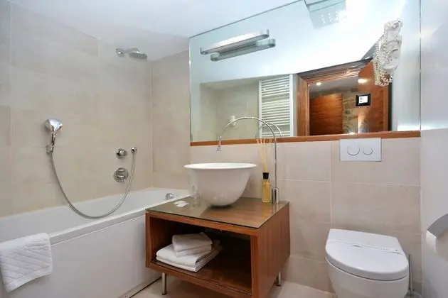 Deluxe Dört Kişilik Oda