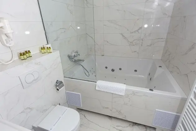 Deluxe Tek Büyük Yataklı Oda, Deniz Manzaralı