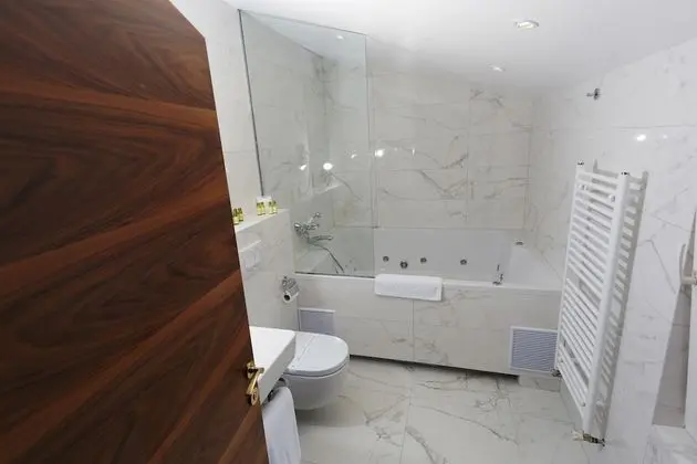 Deluxe Tek Büyük Yataklı Oda, Deniz Manzaralı