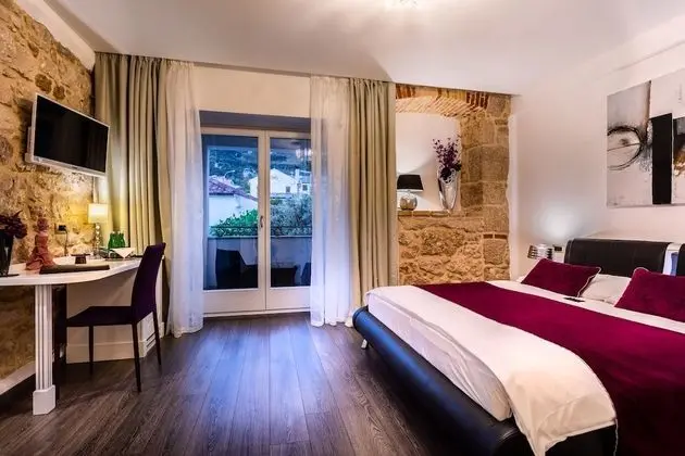 Tek Büyük Yataklı Oda, Balkon