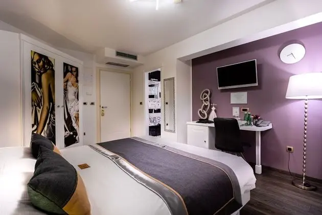 Tek Büyük Yataklı Oda, Balkon, Deniz Manzaralı