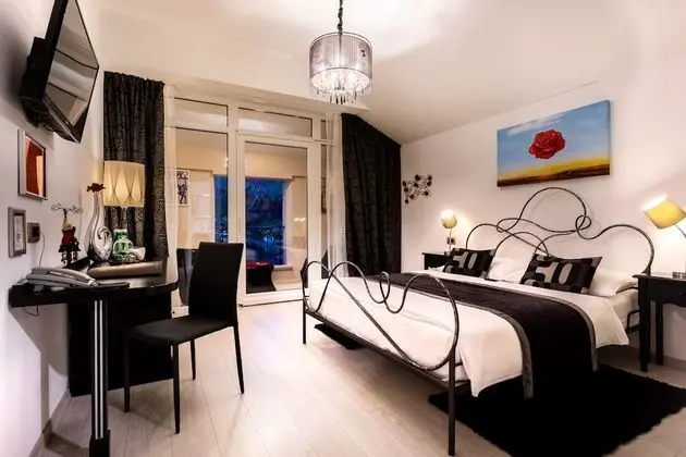 Tek Büyük Yataklı Oda, Balkon, Deniz Manzaralı