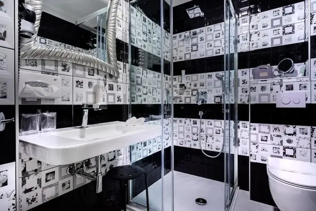 Tek Büyük Yataklı Oda, Balkon, Deniz Manzaralı