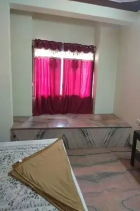 Üç Kişilik Oda
