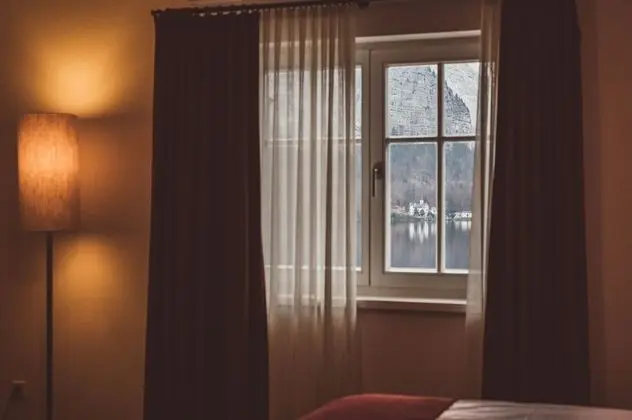 Deluxe Tek Büyük Yataklı Oda (Lake View, German Twin Beds)