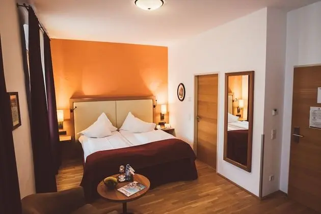 Standard Tek Büyük Yataklı Oda (German Twin Beds)