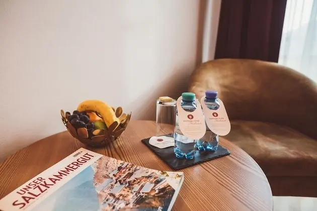 Superior Tek Büyük Yataklı Oda (Lake View, German Twin Beds)