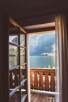 Superior Tek Büyük Yataklı Oda (Lake View, German Twin Beds)