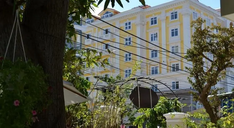 Deluxe Oda, Balkon