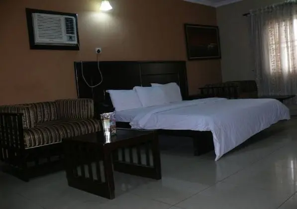 Club Stüdyo, 1 Çift Kişilik Yatak, Sigara İçilebilir