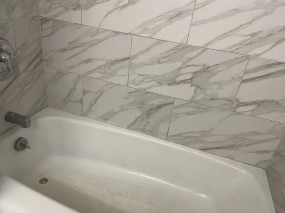 Deluxe Oda, 1 En Büyük (King) Boy Yatak