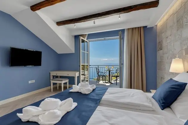 Comfort Tek Büyük Yataklı Oda