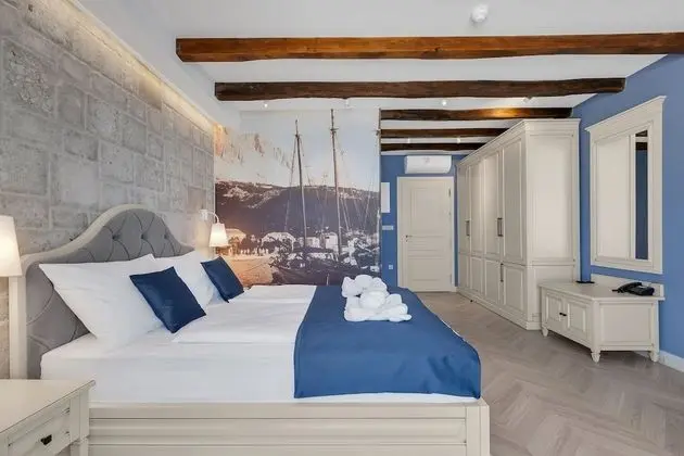 Comfort Tek Büyük Yataklı Oda