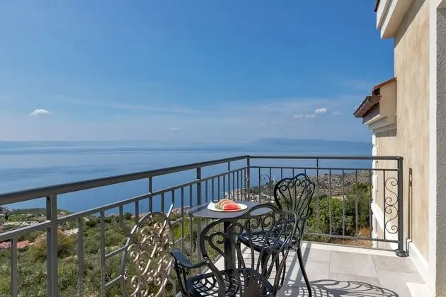 Premium Tek Büyük Yataklı Oda