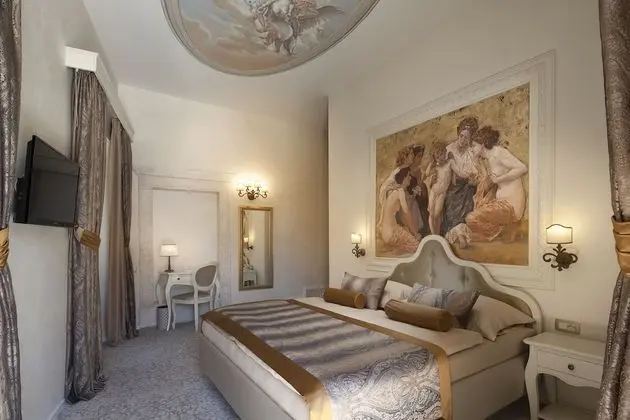 Executive Suite with Balcony