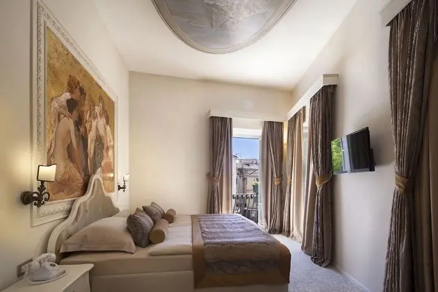 Executive Suite with Balcony