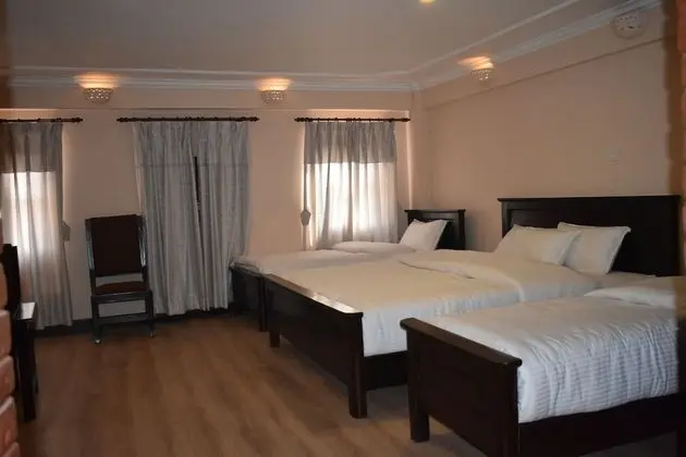 Deluxe Tek Büyük veya İki Ayrı Yataklı Oda, Avlu Manzaralı